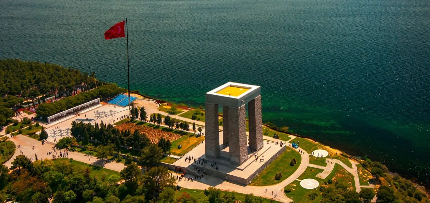 Canakkale Gezi Rehberi-Canakkale Sehitler Abidesi